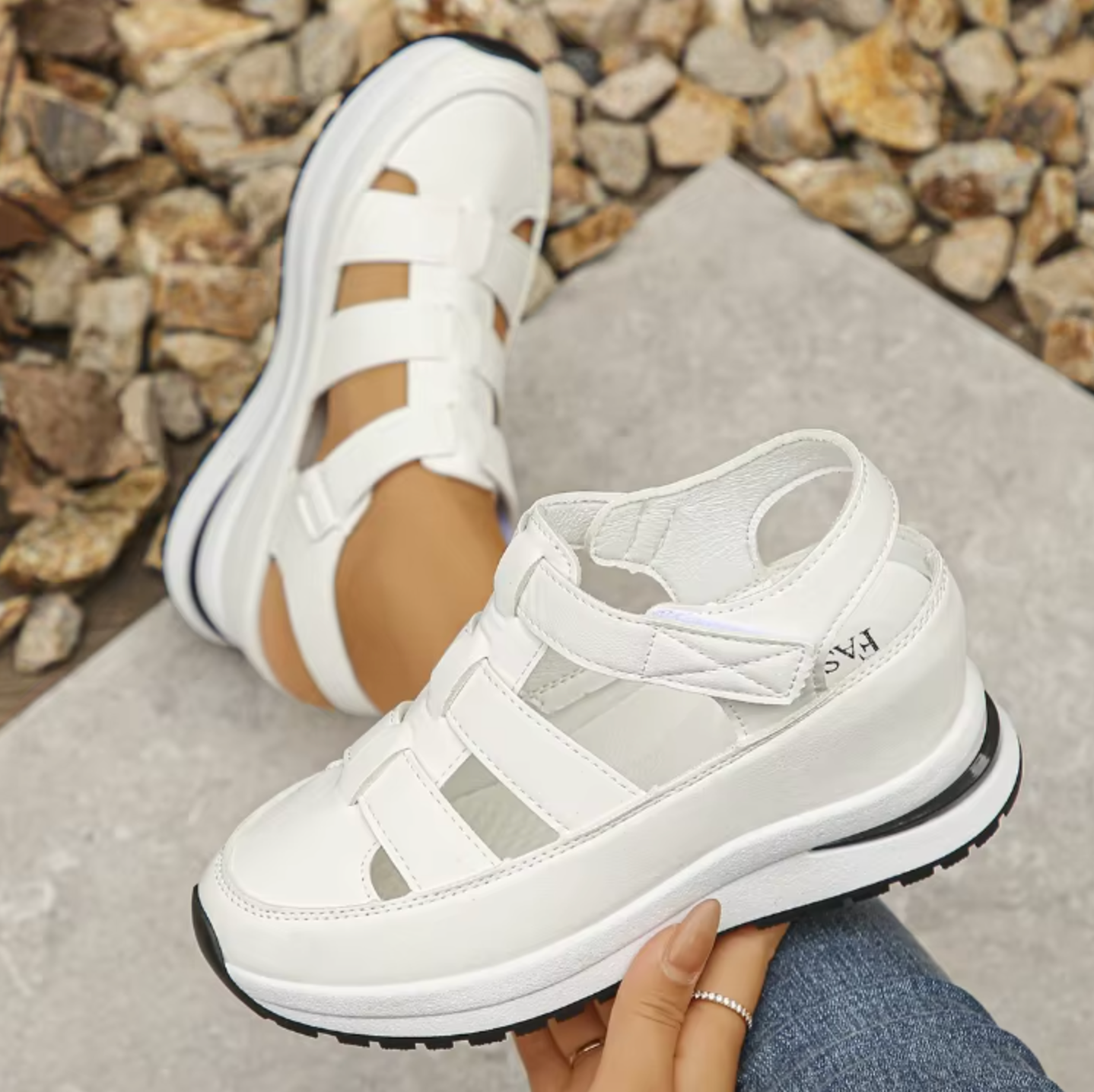 💖Kostenloser Versand-BQODQO® Damen-Sandalen mit weichem, verstellbarem Design – Klettverschluss & bequeme Passform für breite und schmale Füße